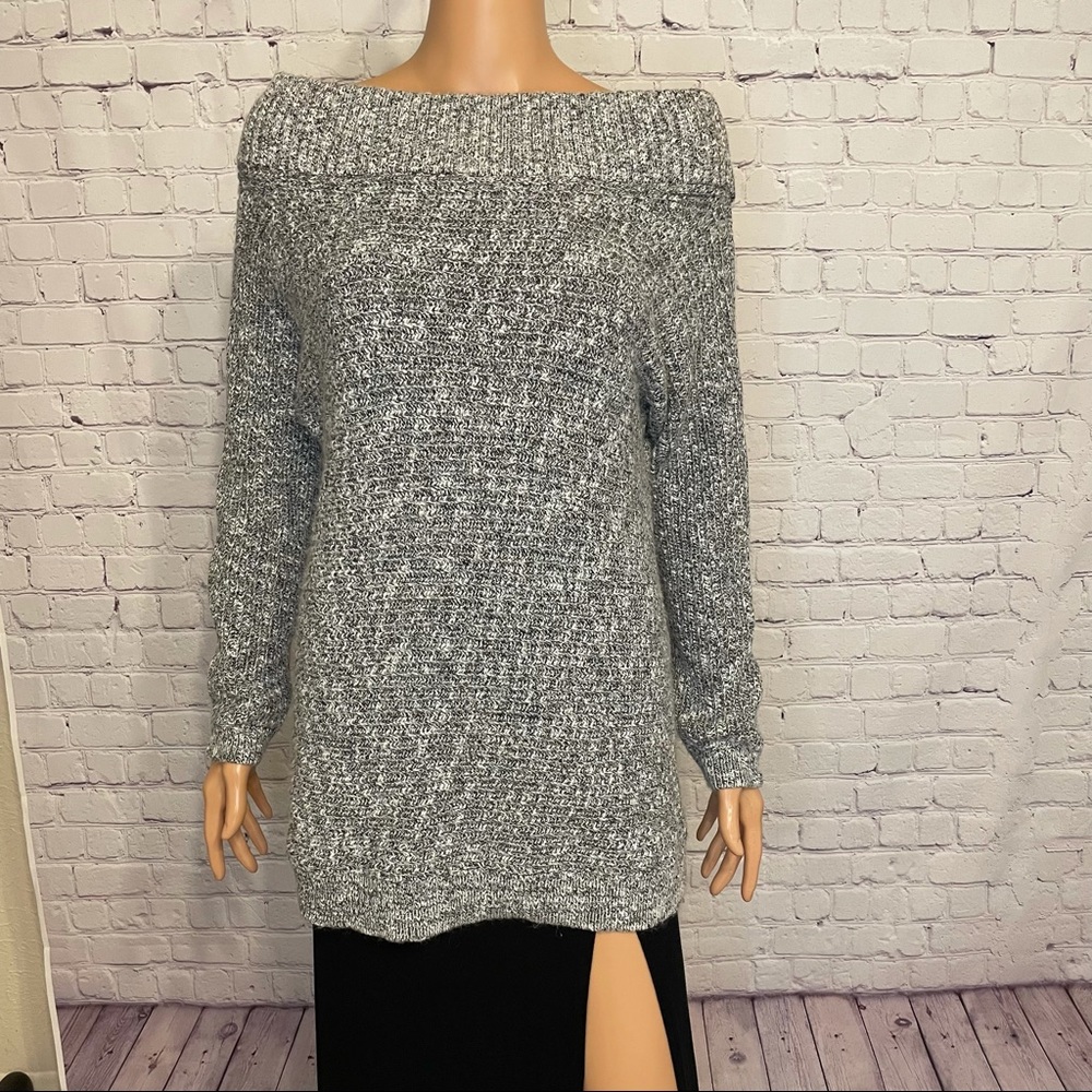 Express size medium boho Off shoulder Gray knit long sleeve sweater